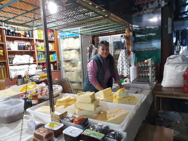 "La feria "La placita" de Encarnación se recupera de la sequía