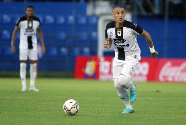 Versus / Víctor Ayala, la contratación estrella de un equipo de Intermedia