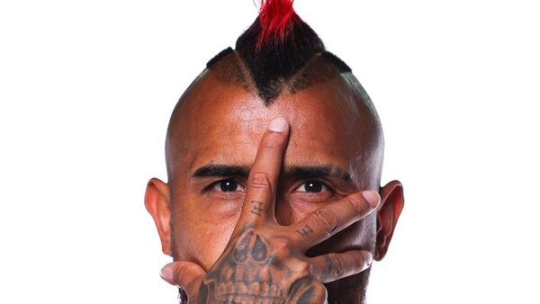 El Athletico Paranaense oficializa el fichaje del chileno Arturo Vidal