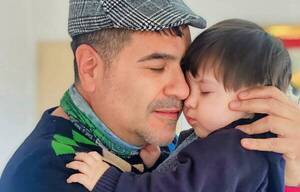 ¡Chúlina! Roberto Pérez a los mimos con su hijo