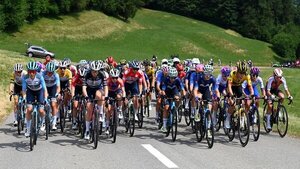 Prohíben a ciclistas transgénero participar en competiciones femeninas