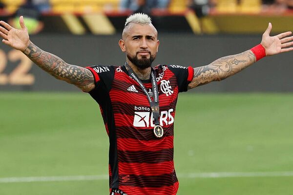Athletico Paranaense oficializa el fichaje del chileno Arturo Vidal - El Independiente