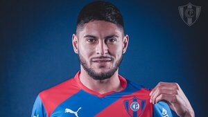 Luis Riveros: "Jugar en Cerro era una meta a cumplir, quiero salir campeón"