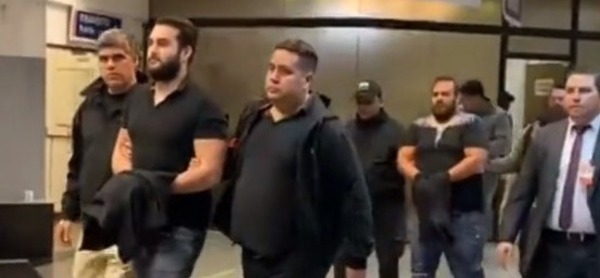 Expulsan a miembros de la mafia italiana - trece