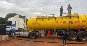 La Nación / Hallan combustible robado de cisterna