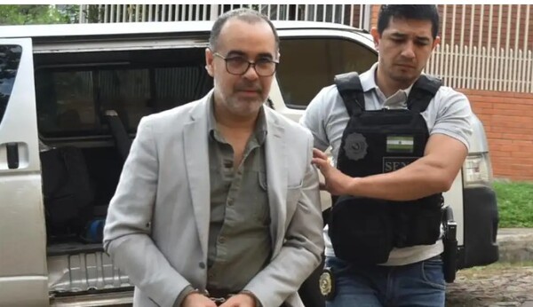 Esposo de fiscala se habría matriculado como abogado de forma irregular - Oasis FM 94.3