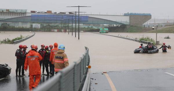 La Nación / Corea del Sur: lluvias intensas dejan 22 muertos y 14 desaparecidos