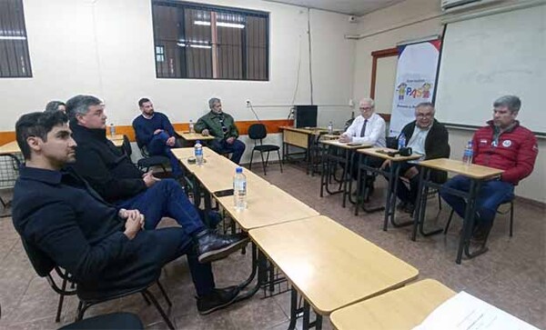 Fundación Tesãi se compromete a instalar 6 camas de UTI neonatal en Hospital Regional de CDE | DIARIO PRIMERA PLANA