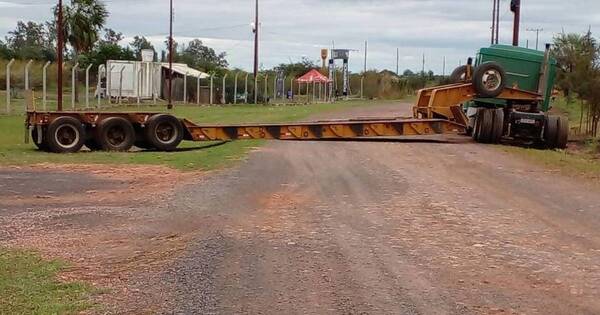 La Nación / Frentistas denuncian cierre de una calle
