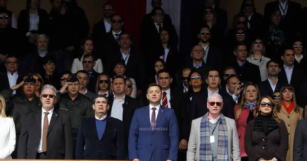 La Nación / Pedro Alliana participó en la inauguración de la Expo y habló de potenciar el país