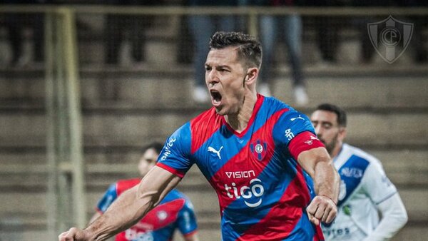 Cerro Porteño apaga el incendio en Encarnación