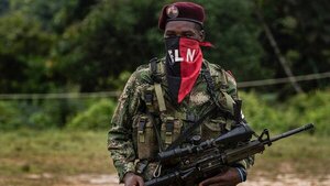 El Gobierno de Colombia y el ELN firman protocolos sobre el cese al fuego