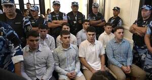 La Nación / Fijan audiencia para 8 rugbiers del caso Báez Sosa