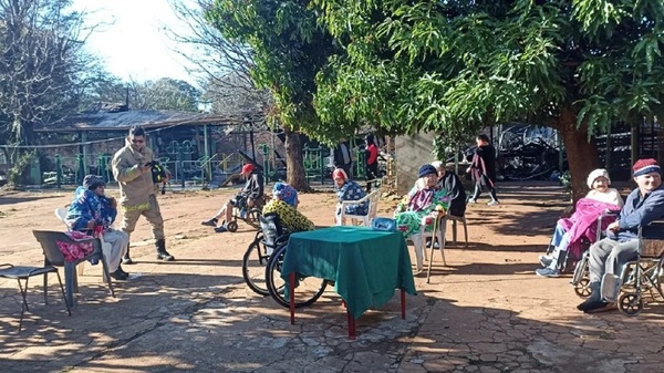 Abuelos de Hernandarias necesitan la ayuda de todos - Noticias Paraguay