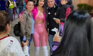 (Video) ¡Laurys Dyva causó furor en la Expo!