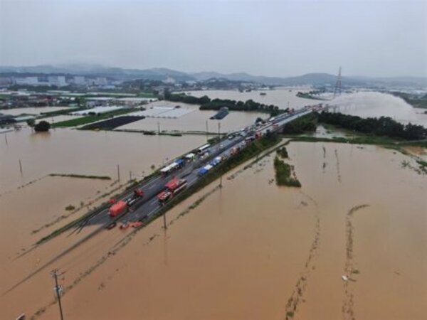 Cifra de muertos por inundaciones en Corea del Sur sube a 37 - ADN Digital