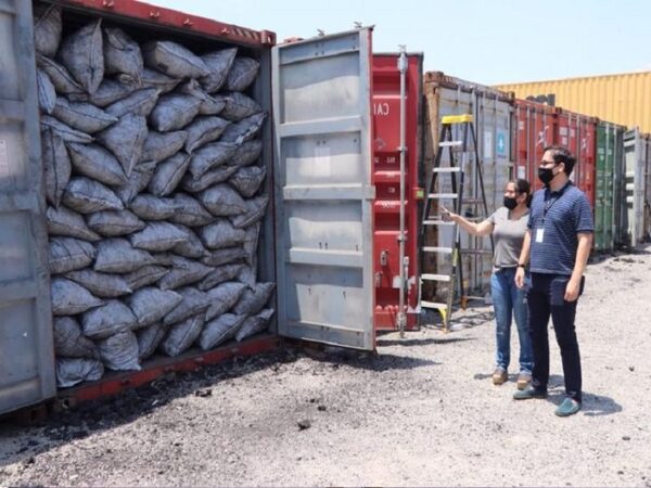 La vista gorda de Aduanas dejó pasar miles de toneladas de drogas a Europa
