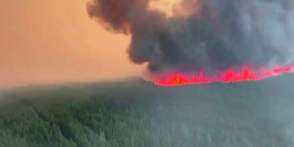 Muere segundo bombero en Canadá en incendios forestales