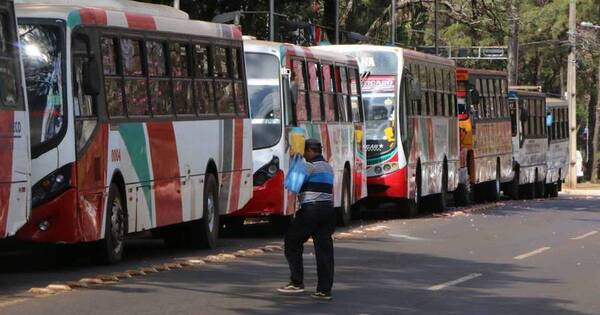 La Nación / Rechazan aumento de pasaje a G. 5.000 en CDE
