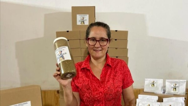 Dejó la política para producir cocido con yerba orgánica