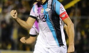 (VIDEO) Halagos de todo el mundo para el goleador Tacuara Cardozo