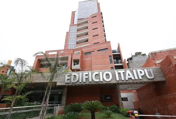 Diario HOY | Requisitos ajustados en concurso para hermana de otra jefa de Itaipú