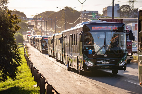 Hoy se inicia exámenes psicológicos de futuros conductores de buses eléctricos - La Clave