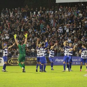 Sin el aliento de su afición, el ''2'' recibe al ''12'' - Oasis FM 94.3