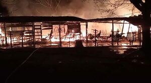 Incendio deja sin alimentos a abuelitos de un hogar