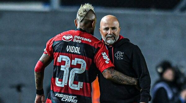 Versus / ¡Lo destrozó! Arturo Vidal trató de "perdedor" a Jorge Sampaoli