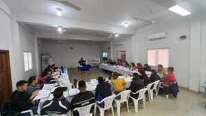 Bomberos Voluntarios se preparan para ser instructores en situaciones de emergencia