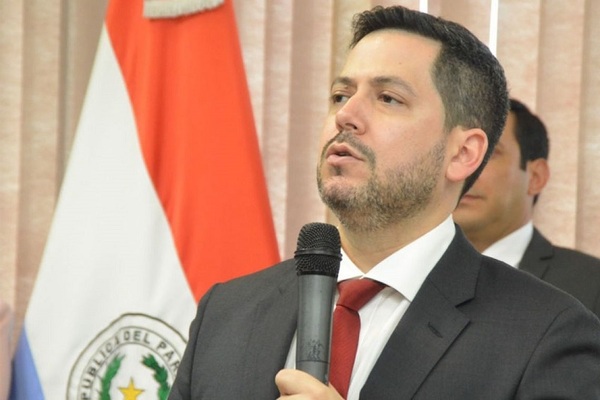 Titular de Diputados recuerda que gobierno de Peña promete “no aumentar de impuestos y respetar a la propiedad privada”
