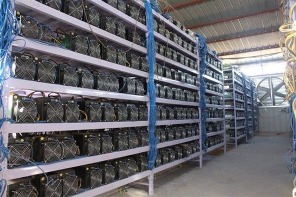 Persiste escandaloso robo de energía de mineradoras de bitcoins en el Alto Paraná