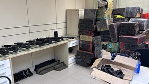 Receita Federal incauta drogas y armas que habrían salido de Paraguay - Noticias Paraguay