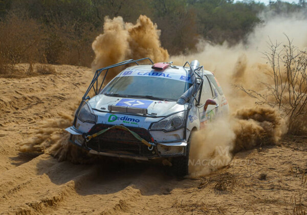 Versus / Alonso y Cruz lideran el Petrobras Rally Paraguay tras el TCR