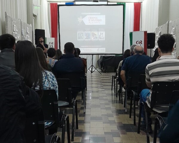 Actividades culturales gratuitas en vacaciones: Ciclo de cine y Club de lectura en el Dante Alighieri - El Independiente