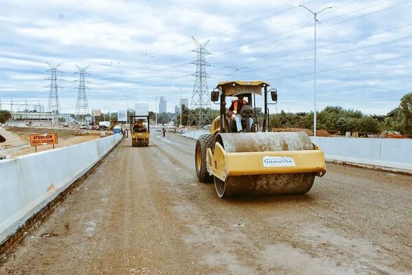 Avanzan obras de construcción del acceso al Puente Héroes del Chaco
