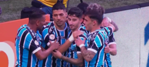 Versus / Dos paraguayos en el once ideal de los cuartos de final de la Copa de Brasil