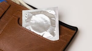 ¡Cháke!: preservativo no hay que tener en el bolsillo, avisan
