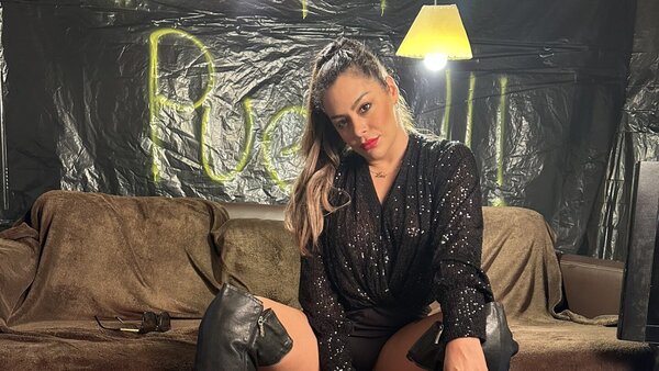 Larissa Riquelme expuso a un seguidor calentón