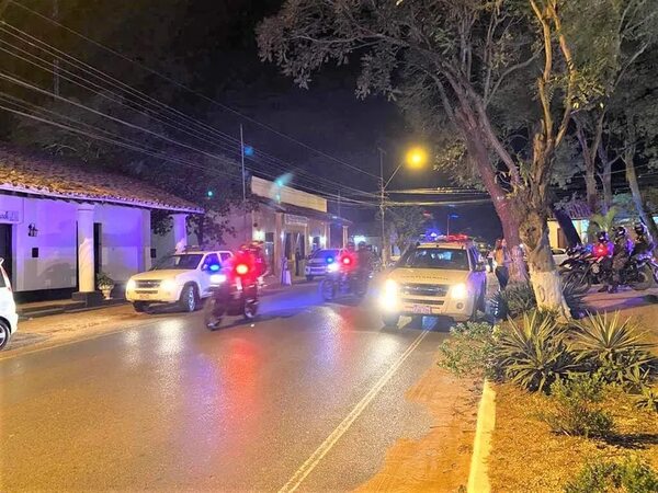 Durante operativo de control preventivo incautan motocicletas que carecían de documentos en Yaguarón - Policiales - ABC Color