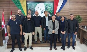 Intendente, concejales y otras autoridades debaten sobre seguridad en Franco