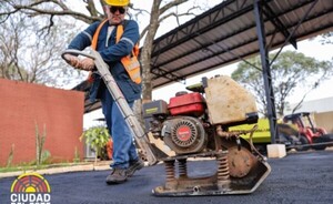 CDE: Retoman trabajo de regularización asfáltica y bacheos