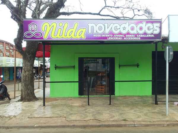 Policía detiene a un individuo por hurto a una tienda en el barrio San Gerardo - Radio Imperio