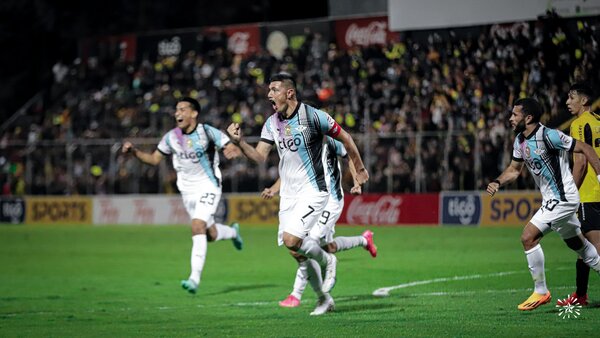 Goleador de raza: Tacuara Cardozo convirtió 4 goles en los últimos 3 partidos