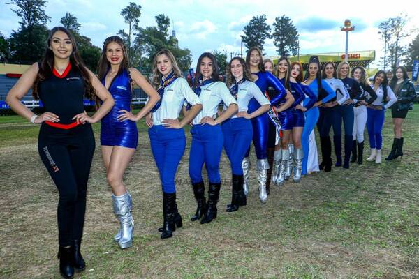 Están listas las candidatas para la noche de Miss Expo