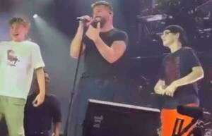 [VIDEO] Hijos de Ricky Martin le dieron una sorpresa a su papá