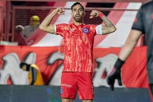 Ávalos marca otro gol clave y acerca al “Bicho” a competencias de Conmebol - Fútbol Internacional - ABC Color
