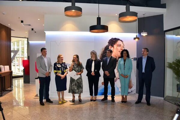 Visión Banco inaugura innovador Coffee Bank - Empresariales - ABC Color
