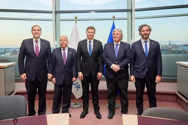 UE y Mercosur reafirman su determinación de celebrar su acuerdo a finales de año - Mundo - ABC Color